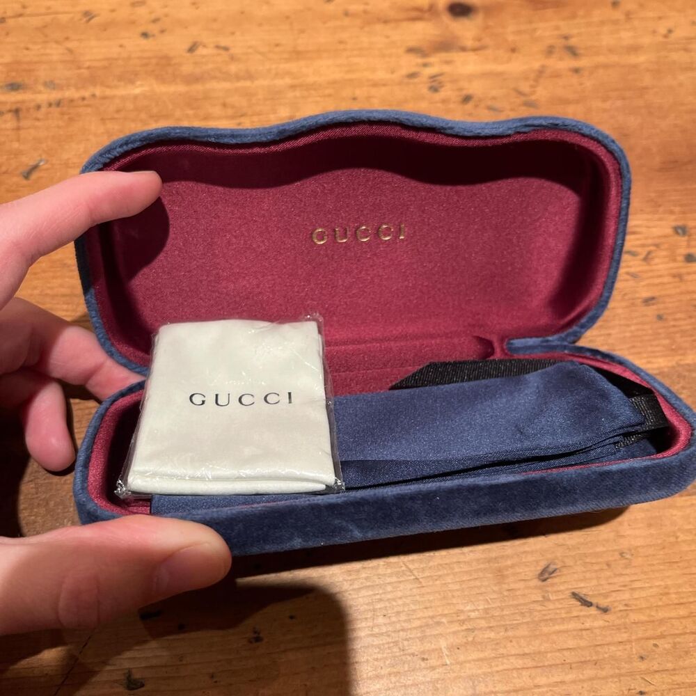 Brand New Authentic Gucci Blue and Burgundy Glasses Case!